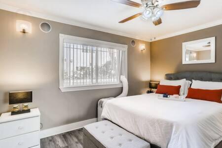 Awesome 3Br 2Bth 1 Block To Beach C2 Ньюпорт-Бич Экстерьер фото